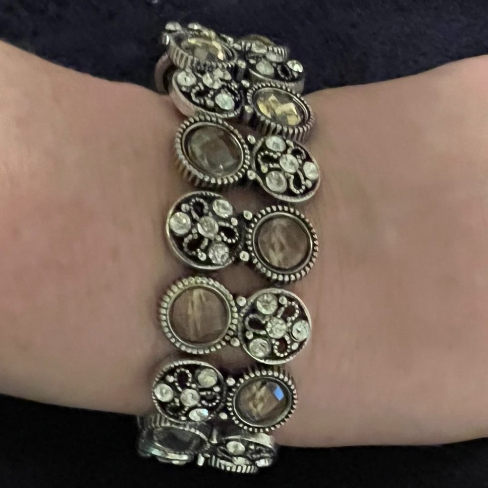 New, Never Worn - Light Green Stone & Rhinestone Stretch Bracelet